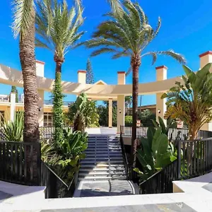 https://aprtamento-vistas-al-marmarbella.1costadelsol.com